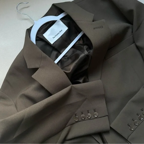 The Frankie Shop Bea Blazer size medium - Picture 5 of 7